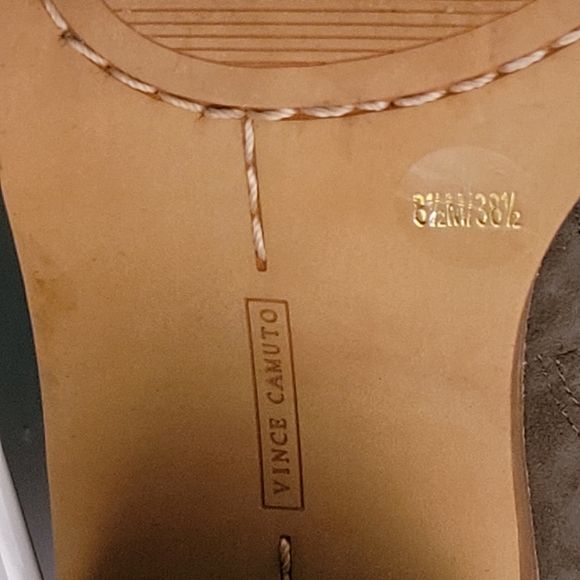 Vince Camuto suede booties olive Green size 8.5 - Picture 14 of 16